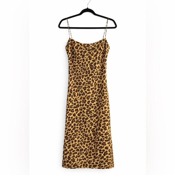 Abercrombie & Fitch Dresses & Skirts - Abercrombie & Fitch Leopard Print Dress